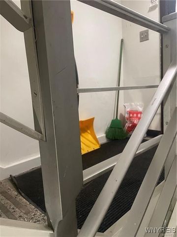 36 Flohr Avenue, West Seneca, NY 14224