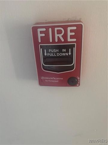 36 Flohr Avenue, West Seneca, NY 14224