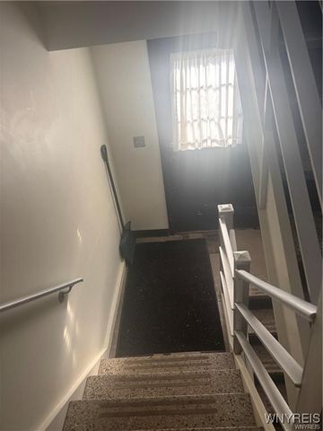 36 Flohr Avenue, West Seneca, NY 14224