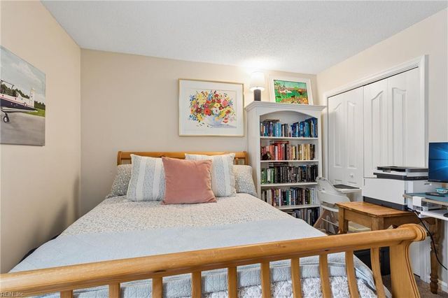 812 Greystone TRCE, Newport News, VA 23602