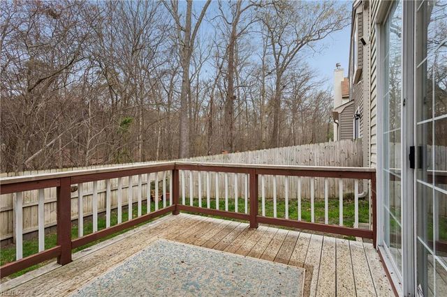 812 Greystone TRCE, Newport News, VA 23602