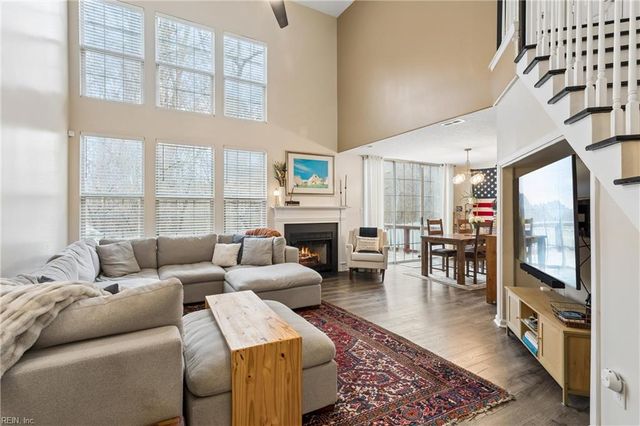 812 Greystone TRCE, Newport News, VA 23602