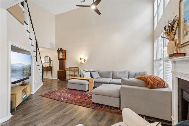 812 Greystone TRCE, Newport News, VA 23602