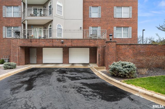 5200 N Knoxville Ave Apt 107N, Peoria, IL 61614