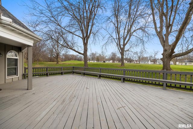 5200 N Knoxville Ave Apt 107N, Peoria, IL 61614