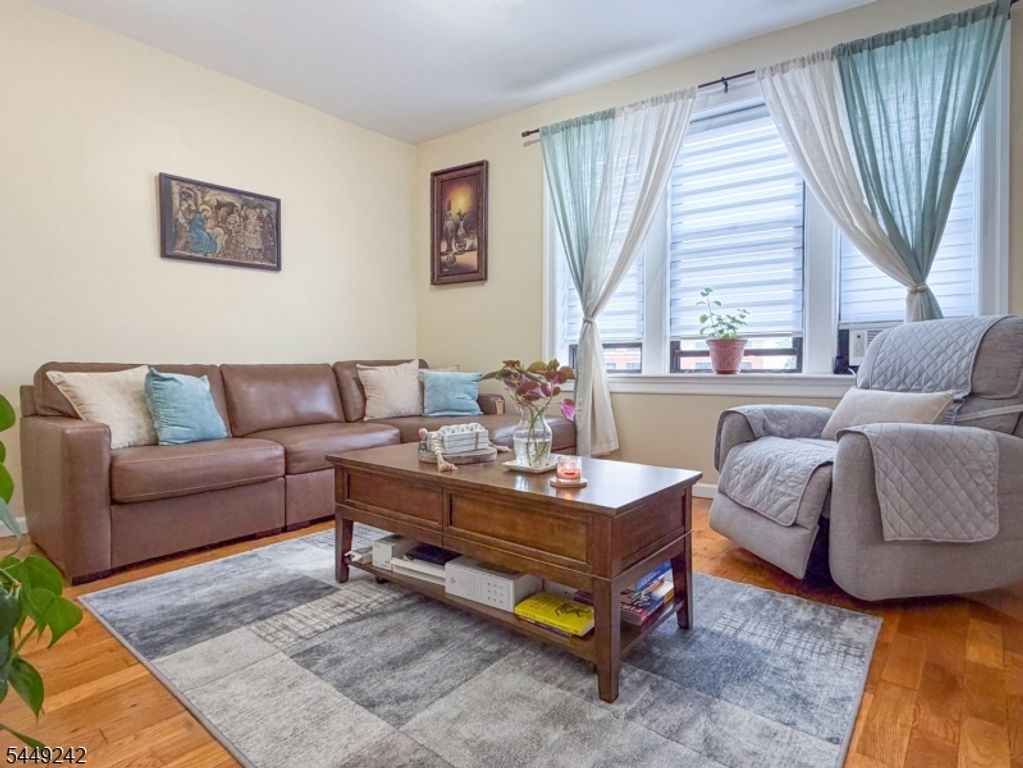 523 34Th St D1, Union City, NJ 07087 — photo 5