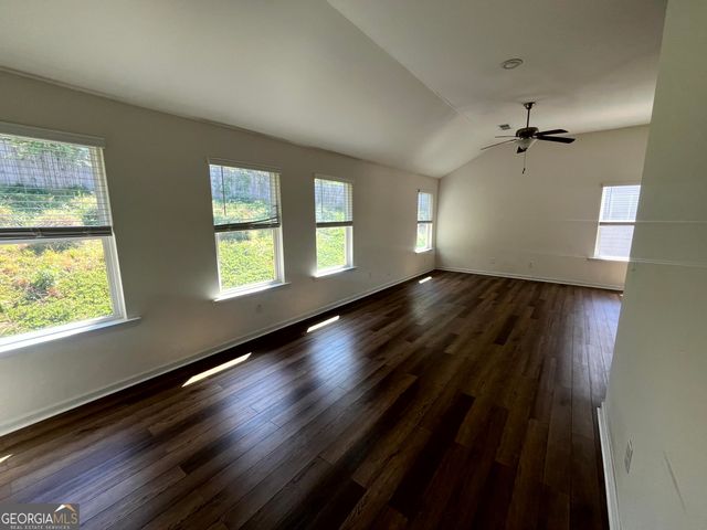 2272 Annes Lake Circle, Lithonia, GA 30058