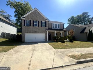 2272 Annes Lake Circle, Lithonia, GA 30058