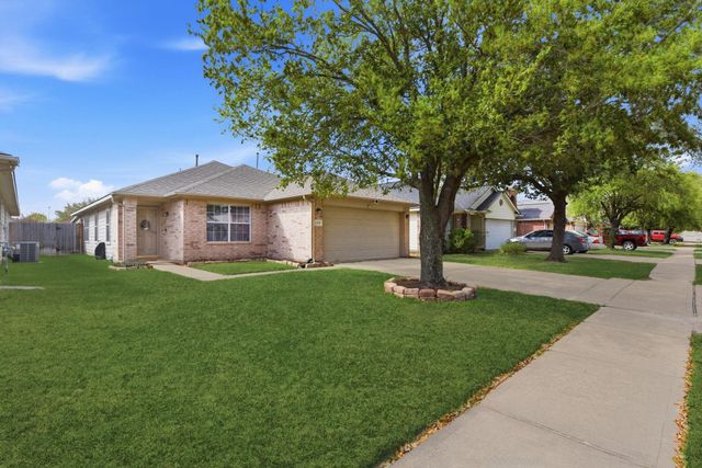 21639 Falvel Misty Drive, Spring, TX 77388