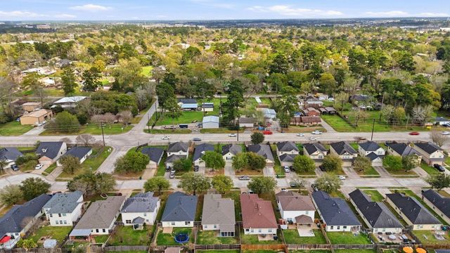 21639 Falvel Misty Drive, Spring, TX 77388