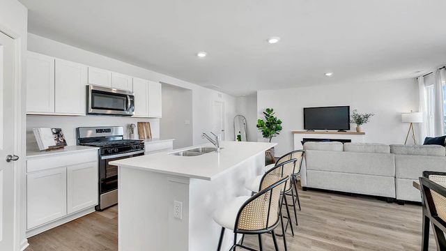 565 Revere STREET, Burlington, WI 53105