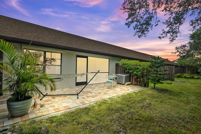 1544 SW Silver Pine Way 104f, Palm City, FL 34990