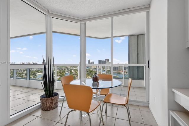 21205 YACHT CLUB DR 2409, Aventura, FL 33180