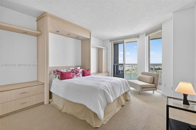 21205 YACHT CLUB DR 2409, Aventura, FL 33180