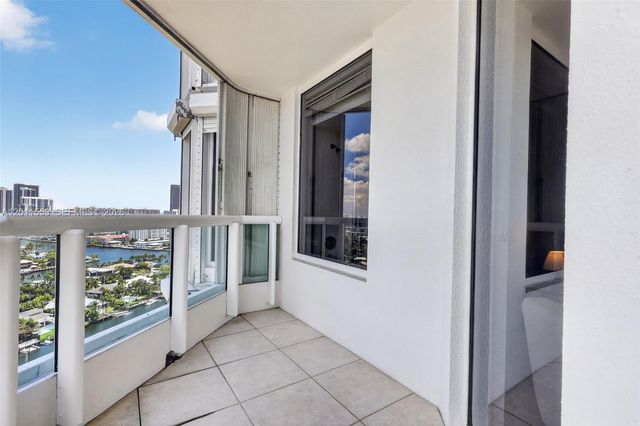 21205 YACHT CLUB DR 2409, Aventura, FL 33180