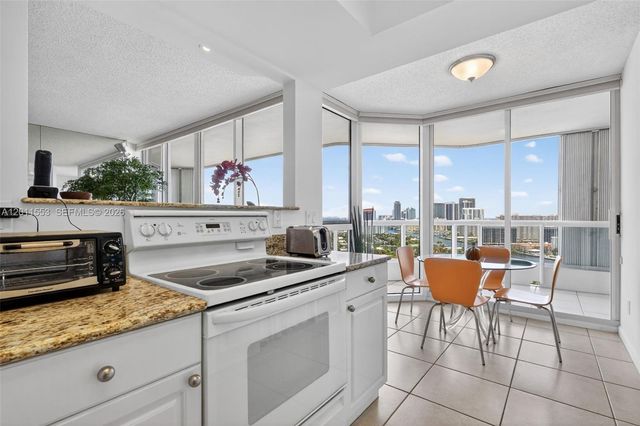 21205 YACHT CLUB DR 2409, Aventura, FL 33180