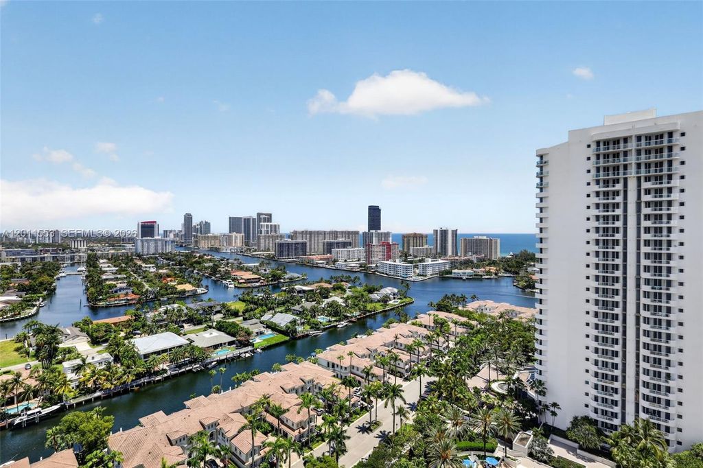 21205 YACHT CLUB DR 2409, Aventura, FL 33180