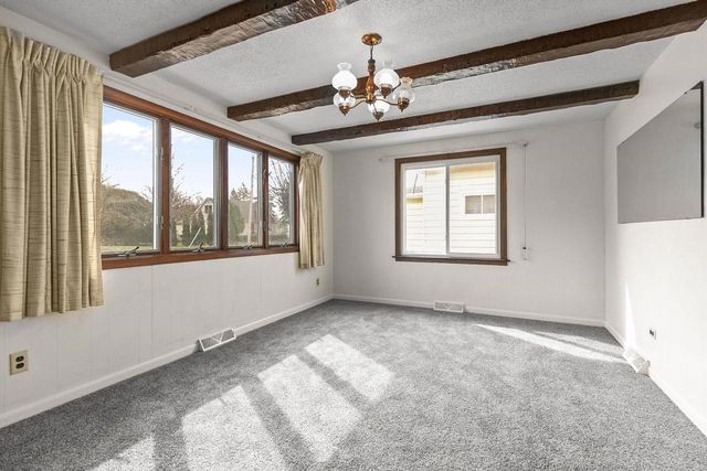 2333 ASHLAND STREET, Oshkosh, WI 54901