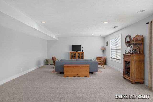 9560 Fields Drive 37, Zeeland, MI 49464