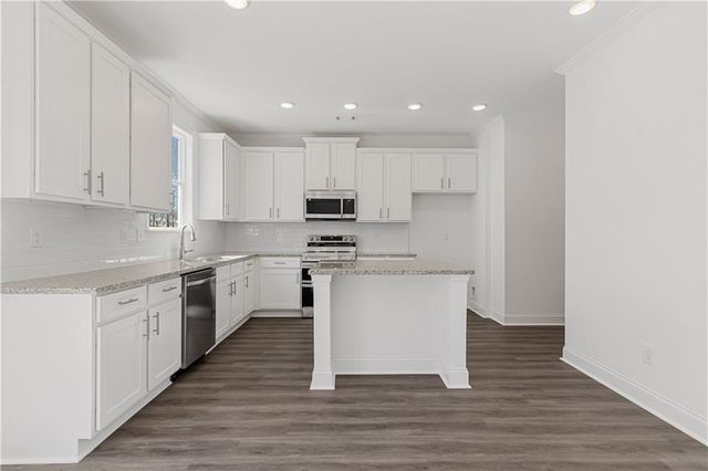 7272 Millbrae Walk, Flowery Branch, GA 30542