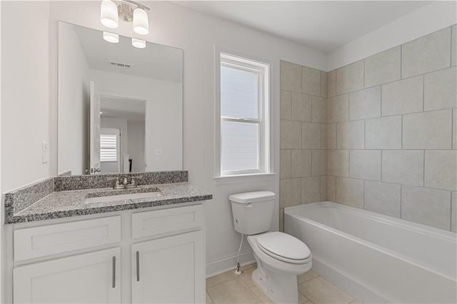 7272 Millbrae Walk, Flowery Branch, GA 30542