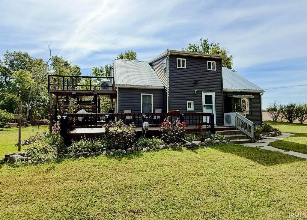 8 EMS Ems R2b Lane, Pierceton, IN 46562