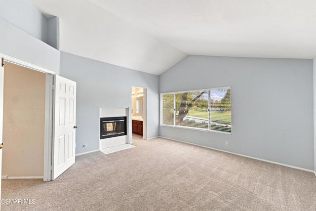 556 Myrtle Court, Oak Park, CA 91377