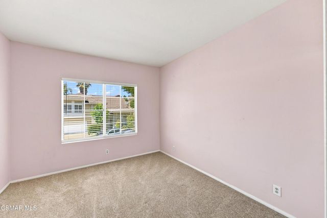 556 Myrtle Court, Oak Park, CA 91377