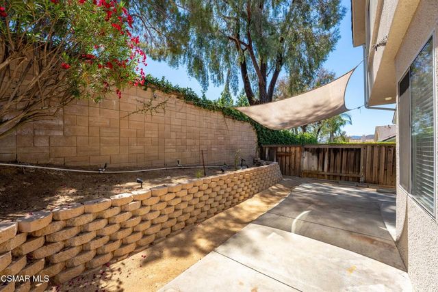 556 Myrtle Court, Oak Park, CA 91377