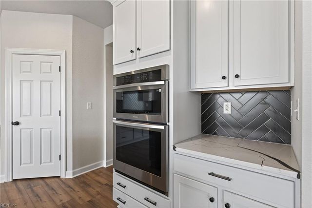 1924 Hungarian RD, Chesapeake, VA 23322