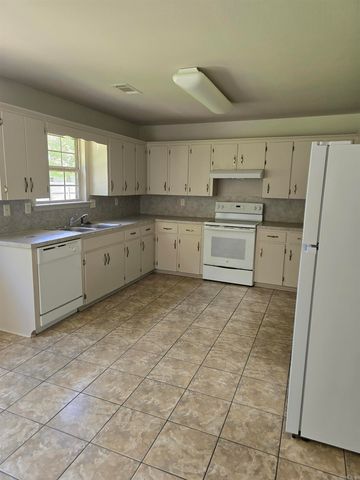 104 Mahoney Drive, Beebe, AR 72012