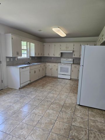 104 Mahoney Drive, Beebe, AR 72012