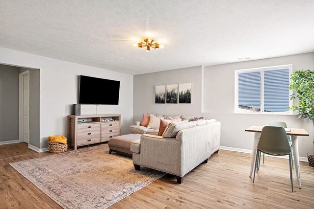 6694 Dutton Trail Drive Se, Gaines Twp, MI 49316