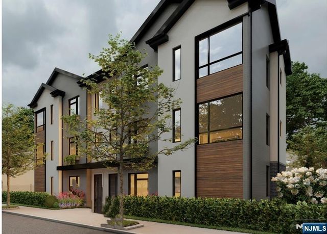 233 Runyon Street, Newark, NJ 07108