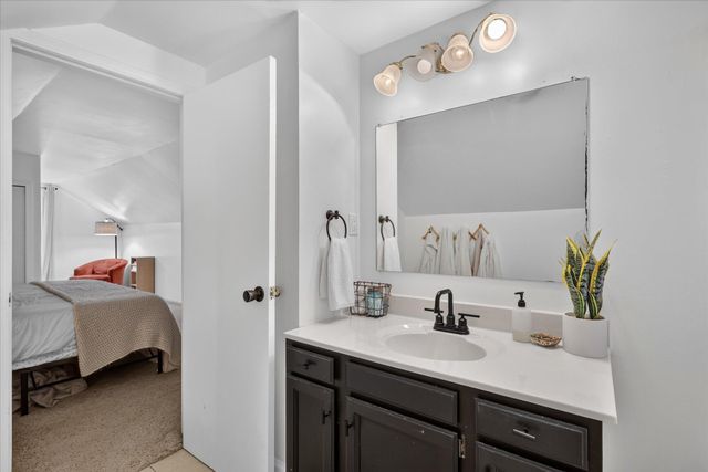 754 Collindale Avenue Nw, City Of Grand Rapids, MI 49504