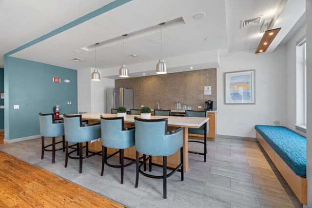 99 Tremont St 118, Boston, MA 02135
