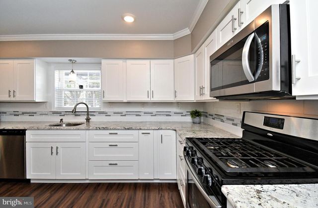 6073 MARK CIR, Bensalem, PA 19020
