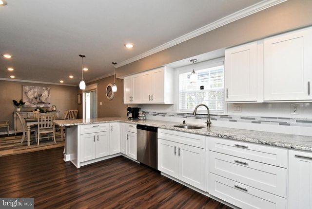 6073 MARK CIR, Bensalem, PA 19020
