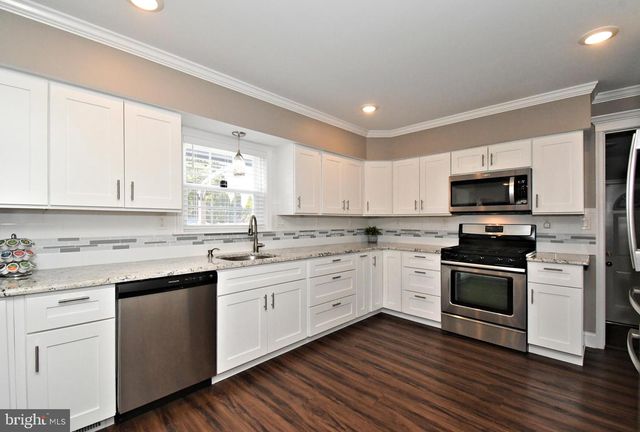 6073 MARK CIR, Bensalem, PA 19020