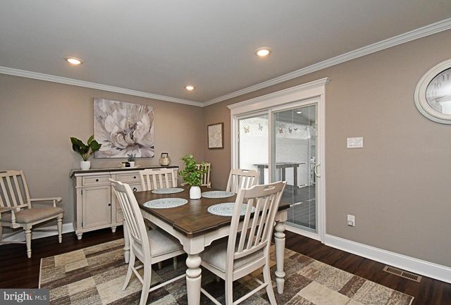 6073 MARK CIR, Bensalem, PA 19020