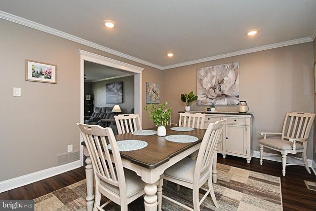 6073 MARK CIR, Bensalem, PA 19020
