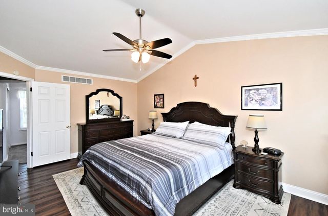 6073 MARK CIR, Bensalem, PA 19020