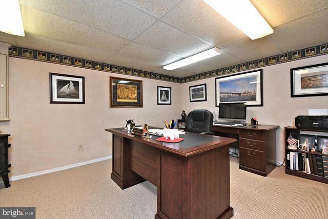 6073 MARK CIR, Bensalem, PA 19020