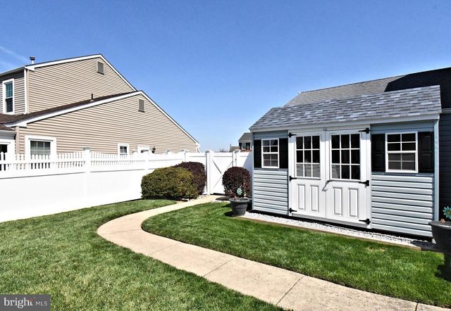 6073 MARK CIR, Bensalem, PA 19020