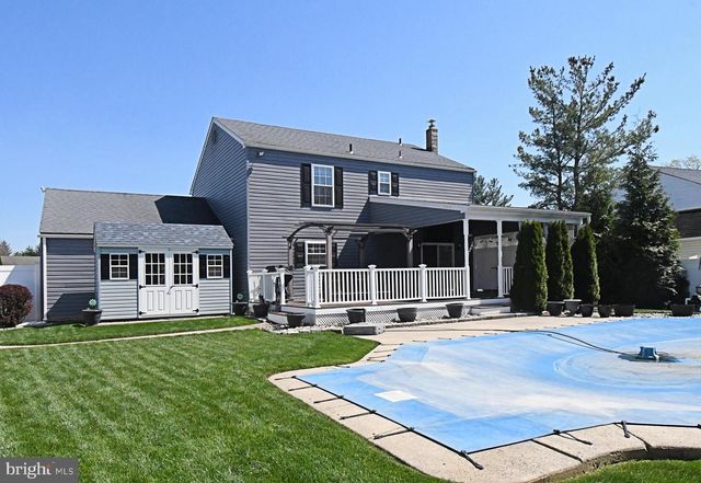 6073 MARK CIR, Bensalem, PA 19020