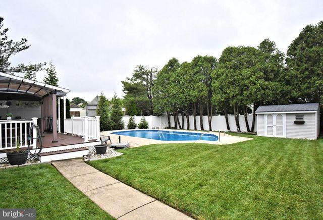 6073 MARK CIR, Bensalem, PA 19020