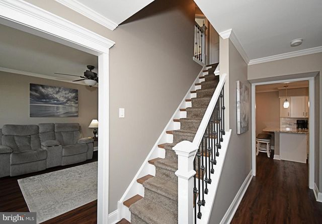 6073 MARK CIR, Bensalem, PA 19020