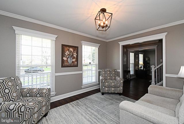 6073 MARK CIR, Bensalem, PA 19020