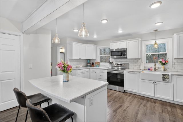 11917 Yorkshire, Ross Twp, MI 49083