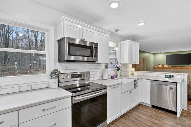 11917 Yorkshire, Ross Twp, MI 49083